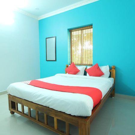 Jms Guest House Tirunallar Экстерьер фото