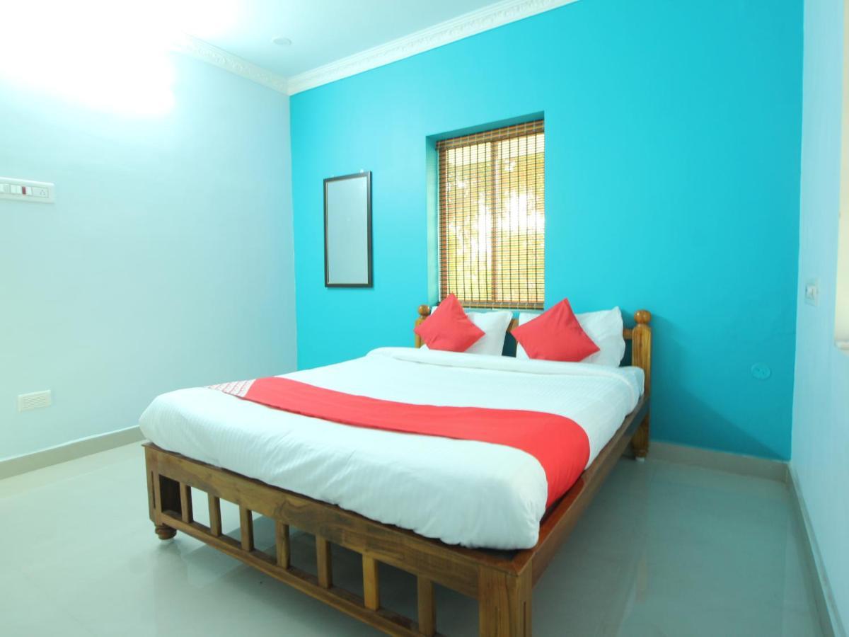 Jms Guest House Tirunallar Экстерьер фото