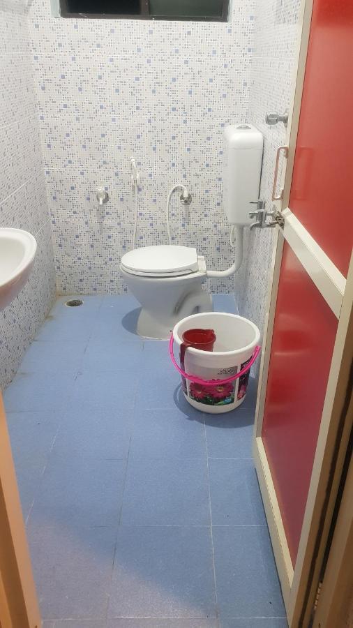 Jms Guest House Tirunallar Экстерьер фото